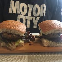 Sliders! at Seitan Urban Bistro in Lima