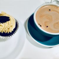Oreo Cupcake and coconut hot chocolate at Sweet Life American Bakery and Specialty Coffee Bar in Krakow
