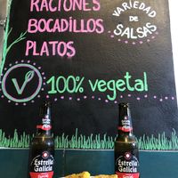 Beer & tapas at La Alpargata in Madrid