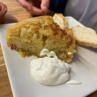 Pincho de tortilla with veganesa at La Alpargata in Madrid