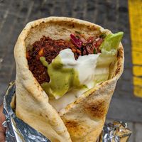 Came back a 2nd time for their Falafel en Pita! 💣💣💣 at La Alpargata in Madrid