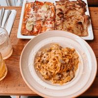 Pizza and Pasta with homemade lemonade  at MADENITALY in Copenhagen