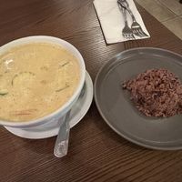 Yellow Thai curry   at Green Leaves in Los Angeles