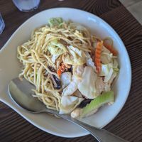 Yakisoba at Green Leaves in Los Angeles
