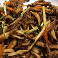 Whitaker mushrooms with delicacies at Ye Bo Zhai in Beijing