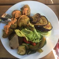 Falafel et légumes rôtis  at Vegan Surf Camp in Moliets