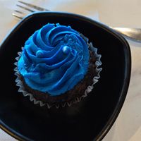 Cookie Monster Cupcake, vegan at Mason Dixon Bakery & Bistro in Huntsville