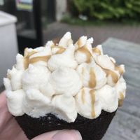Salted caramel cupcake at Suecakes in Belfast