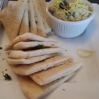 Pita n hummus at Venti's Cafe and Taphouse in Salem