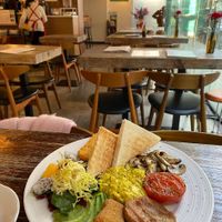   at LN Fortunate Coffee in Hong Kong Island