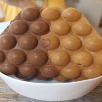 Vegan Bubble Waffle (mix with half chocolate and half original) at LN Fortunate Coffee in Hong Kong Island