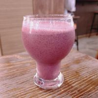 Strawberry & Blueberry Smoothie at LN Fortunate Coffee in Hong Kong Island