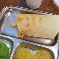 Tea and food at Thenga Cafe in London