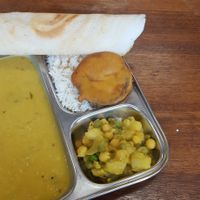 Lunch set plus a dosa at Thenga Cafe in London