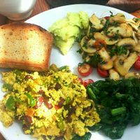 Vegan breakfast at Zest in Palolem