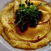 Sauerkraut Piroggen mit Kartoffelbrei at Zwei und Zwanzig in Geisenheim