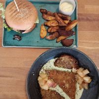 Black bean burger, wedges & schnitzel. at Zwei und Zwanzig in Geisenheim