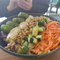 Falafel Bowl at Zwei und Zwanzig in Geisenheim
