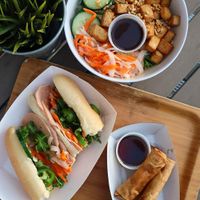  at 6-1-Pho in Columbus