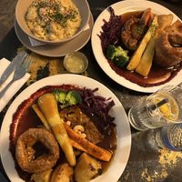Sunday Roast, nutroast and the pie, and cauliflower sidee  at Earth and Stars in Brighton