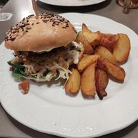Nobeef burger & baked potato wedges at Vegan's Prague in Prague