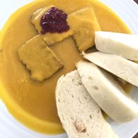 Tempeh mit Klössen at Vegan's Prague in Prague