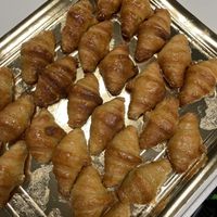 Sweet vegan minis  at Crois-Sants in Barcelona