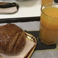 Vegan breakfast  at Crois-Sants in Barcelona