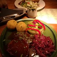 Sauberbraten mit Knödeln und Rotkraut at Steffenhagen in Dresden
