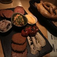 vorspeisenplatte 🤤  at Steffenhagen in Dresden