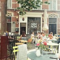 Outdoor space at NomNom in Den Bosch