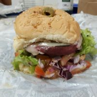 Veg Vegano II - Hambúrguer de feijão fradinho com beterraba at Veg & Veg Burguer in Santos