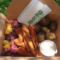 The best falafel box:) beetroot tabbouleh, Arabic pita chips..soo delicious 🧡 at FalafeLand in Santorini