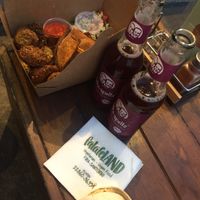 Box and wrap at FalafeLand in Santorini