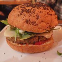 Burger at El Maderal in Barcelona