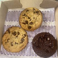 Vegan cookies! #Veganuary at Insomnia Cookies in New York City