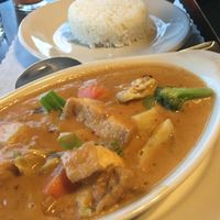 Peanut curry at Thai Orchid in Salem
