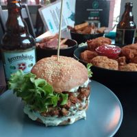 Homemade gyrosburger and nuggets at Universum in Hannover