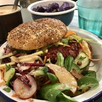 'Beauty and the beets burger' at Caju in Nice