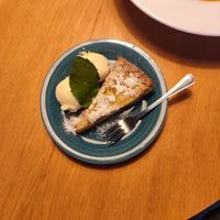 Vegan Apple cake with ice cream at Zielona in Lodz