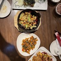 Layout of our food   at Hui Tien Vegetarian in Taipei