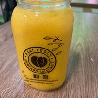 Mango smoothie at Veggie Life in Medellin