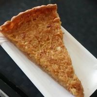 Vegan applepie at Green by Laurence in Annecy