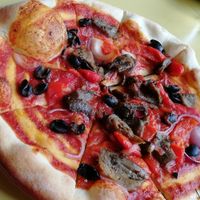 Vegetarian Pizza without cheese at Joe's Cafe in Lahinch