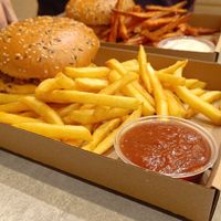 Smash burger at Vegan Love in Budapest