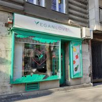 Entrance at Vegan Love in Budapest