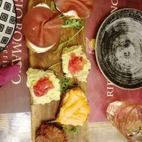 Mix di bruschette at Rifugio Romano in Rome