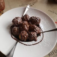 "vegan bitches" aka hot little doughnut balls in vegan chocolate sauce at Rifugio Romano in Rome