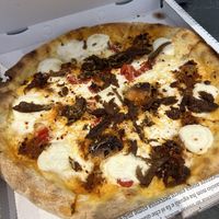 Pizza Bomba  at Rifugio Romano in Rome