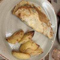 Pfannkuchen mit Spinatfüllung  at Rifugio Romano in Rome